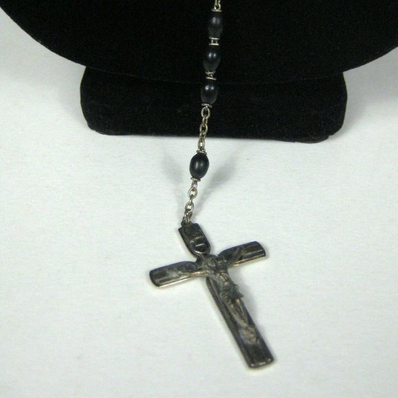Madonna Rosary 29 In Silvertone Cross Black Beads Italy Crucifix Silver Jesus - Picture 2 of 6